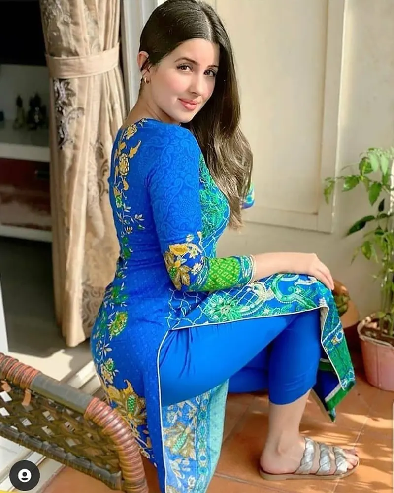 Murree Single Girls Photos