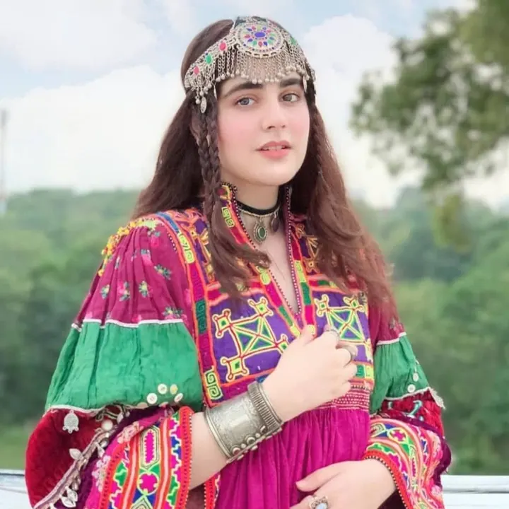 Sindhi Girl in traditional look