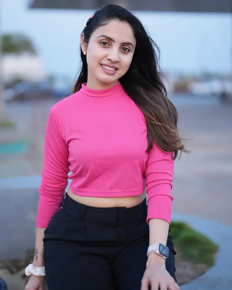 Munia Peya - Bangladeshi Pretty lady looking💦 for handsome lover👩🏻❤️💋👨🏻